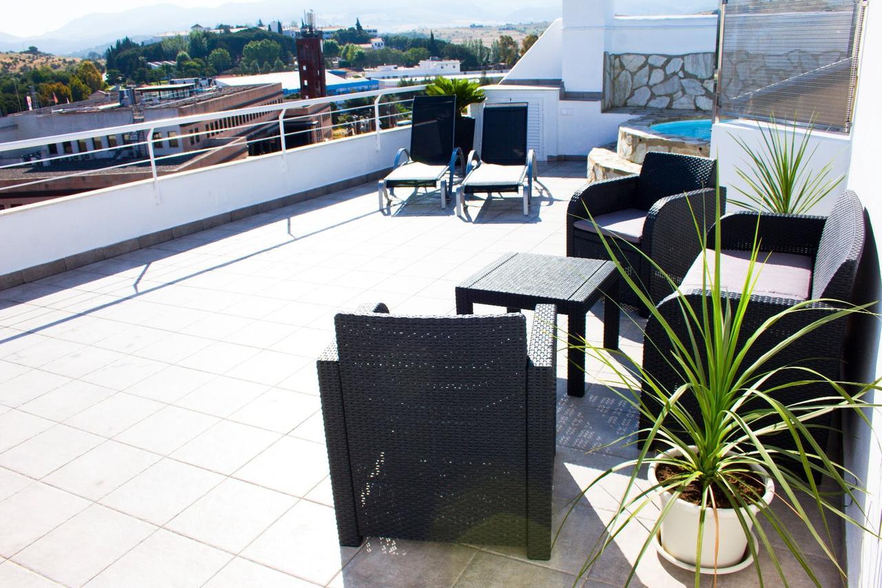 Puerta De Ronda Apartment Ngoại thất bức ảnh